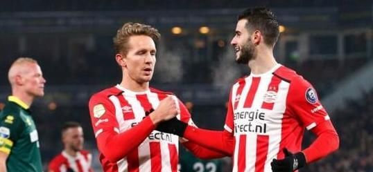 着他的个人 着他的个人